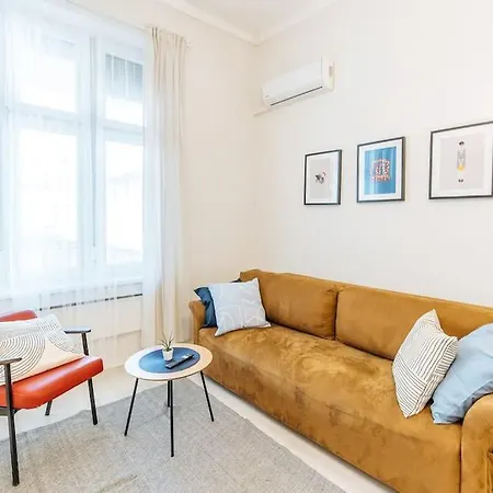Apartment Nature Studio